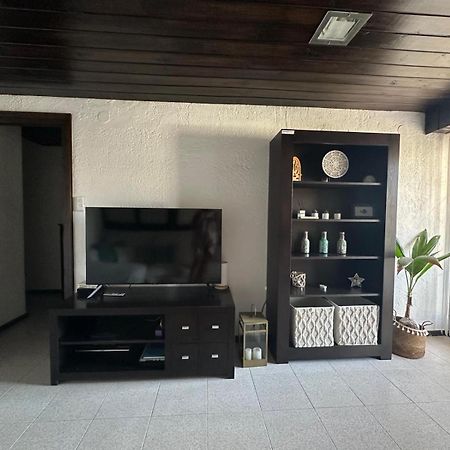 Torre Azafata Apartment Arenales del Sol Bagian luar foto